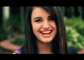 Ejercicio de inglés con la canción Friday de Rebecca Black | Recurso educativo 125770